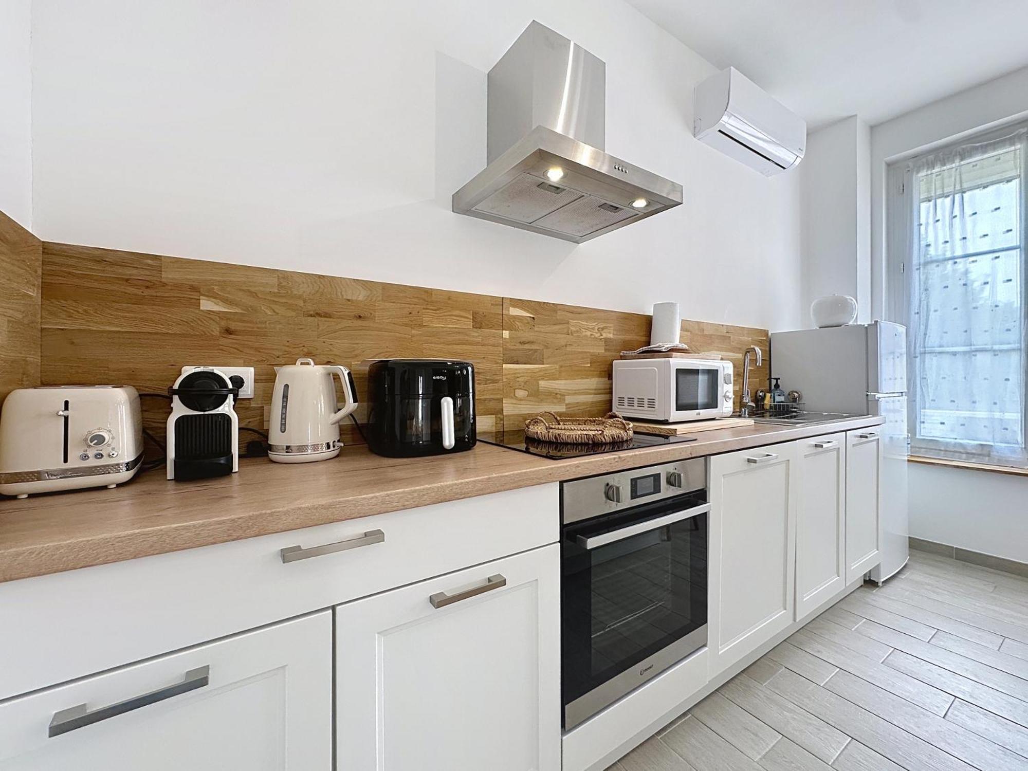Charmante Maison 2 Chambres Avec Cour Et Jardin Sainte-Savine Kültér fotó