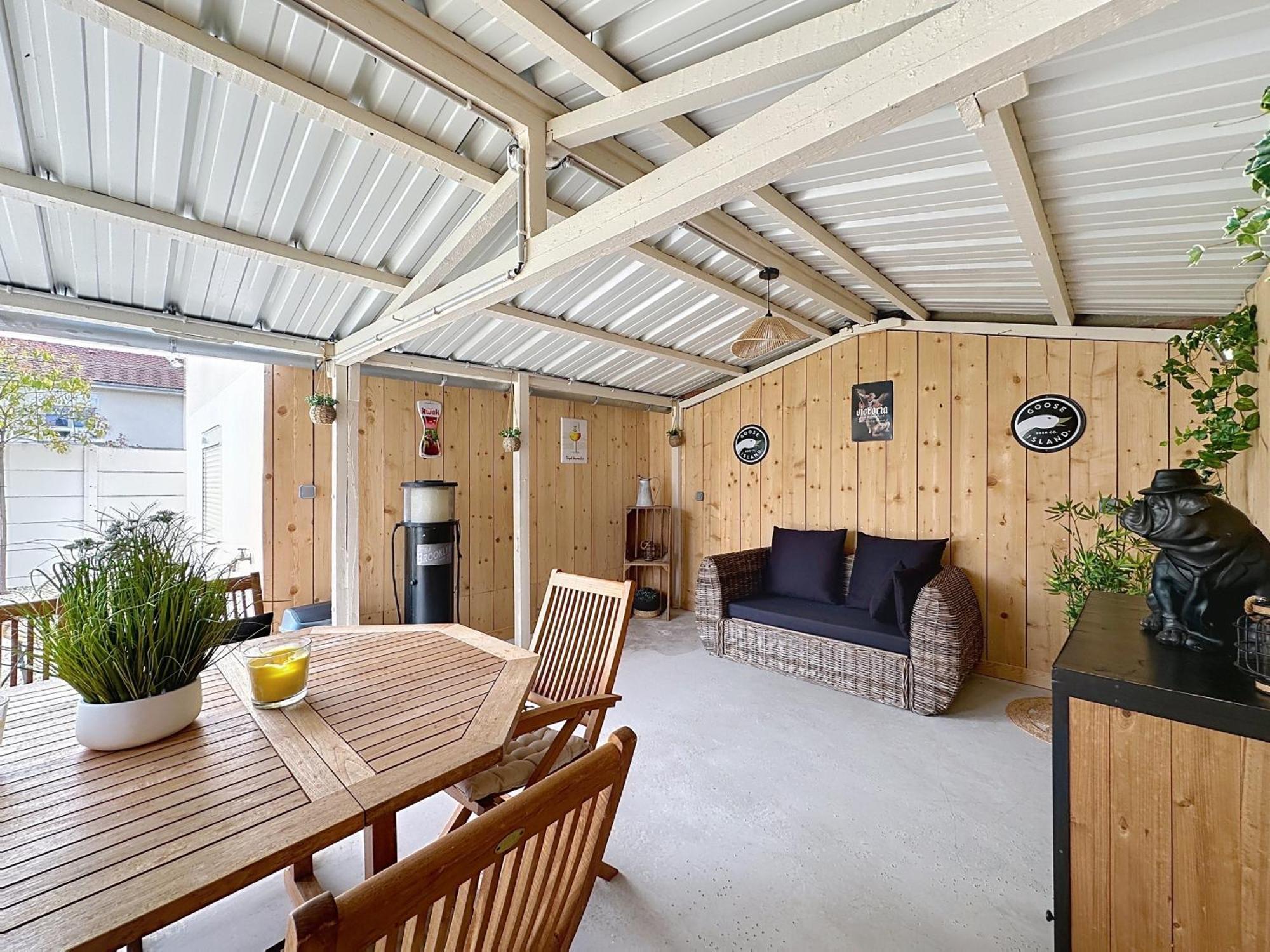 Charmante Maison 2 Chambres Avec Cour Et Jardin Sainte-Savine Kültér fotó